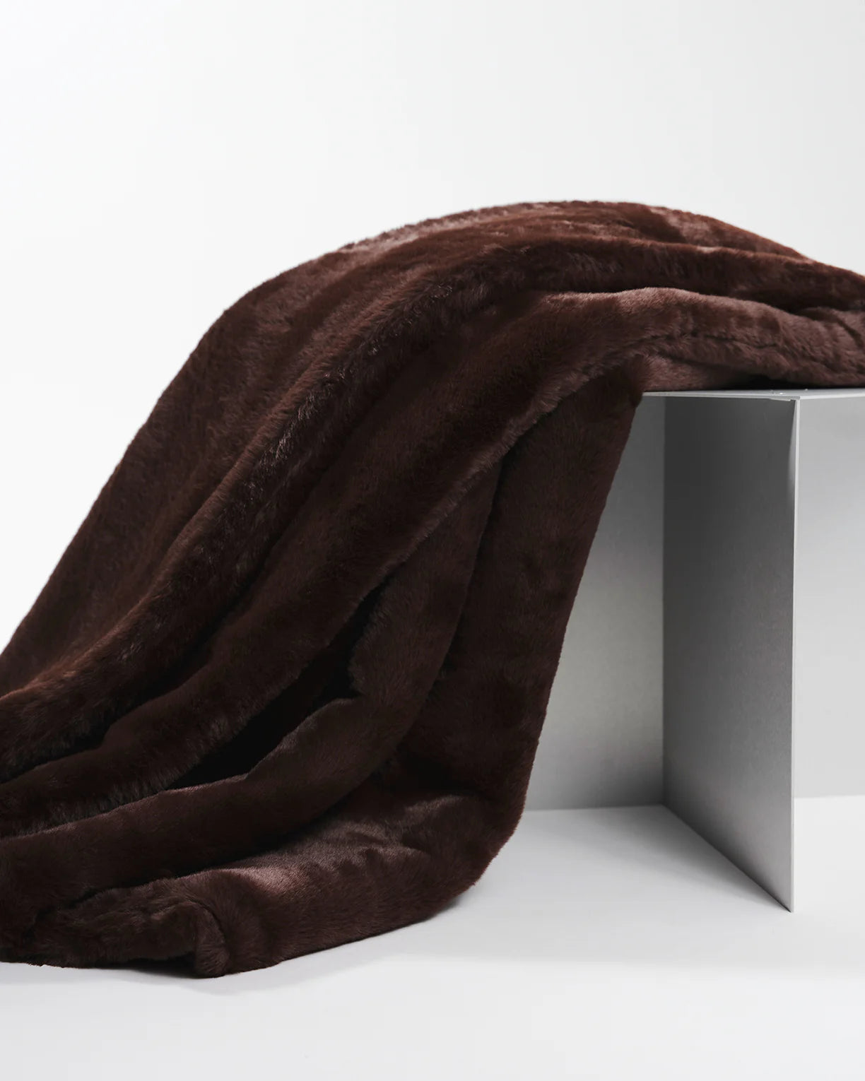 Brady Faux Fur Blanket - Espresso - Apparis