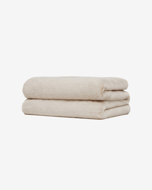 Brady Faux Fur Blanket - Latte - Apparis