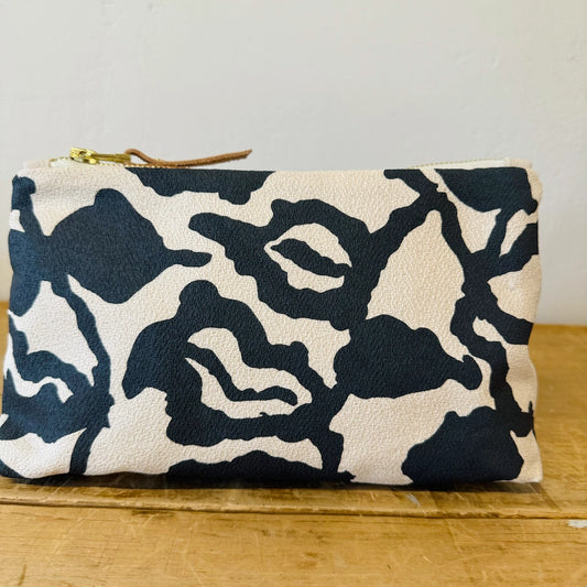 Makeup Bag - Black - Erin Flett