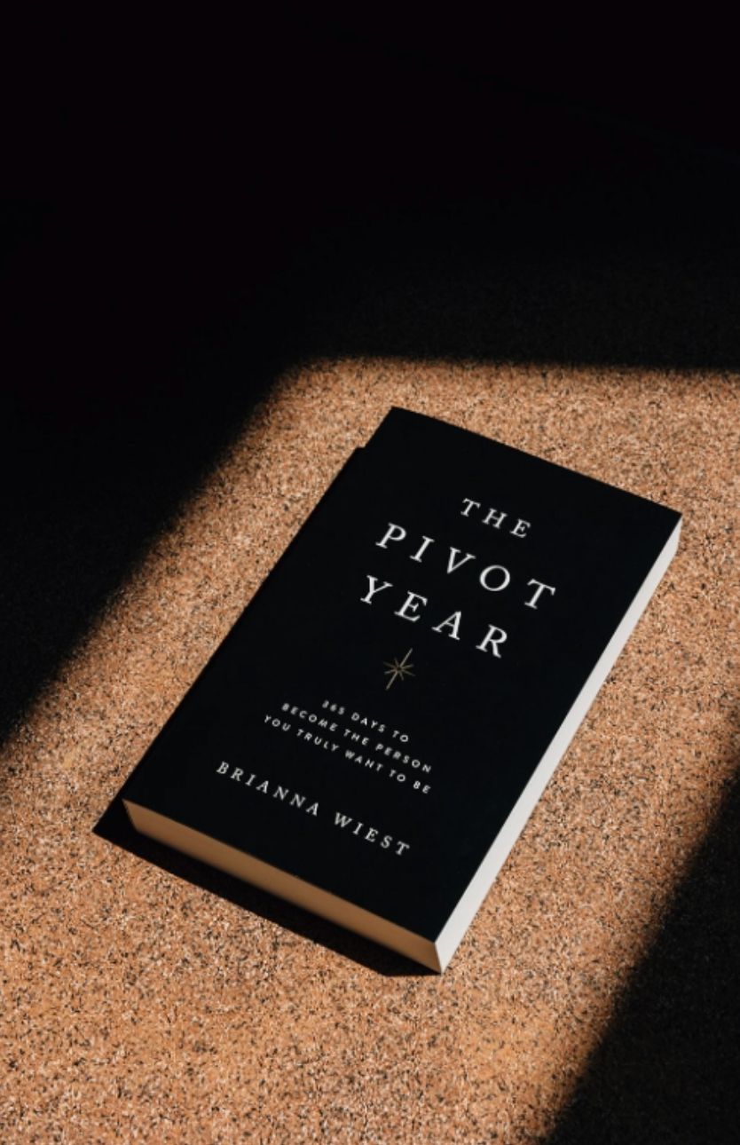 The Pivot Year Book - Brianna Wiest