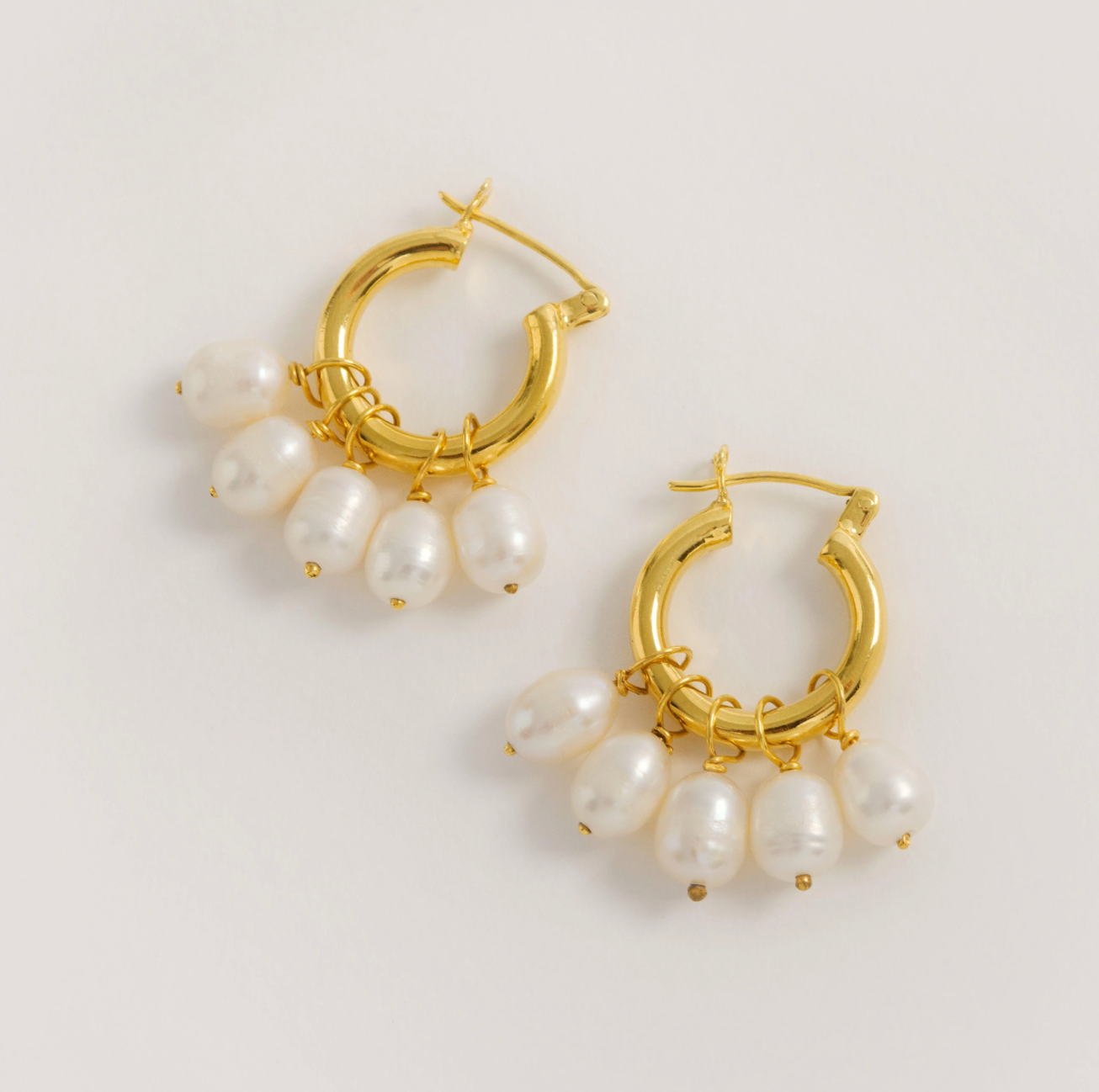 Mini Hoops with Detachable Pearls - Freya Rose London